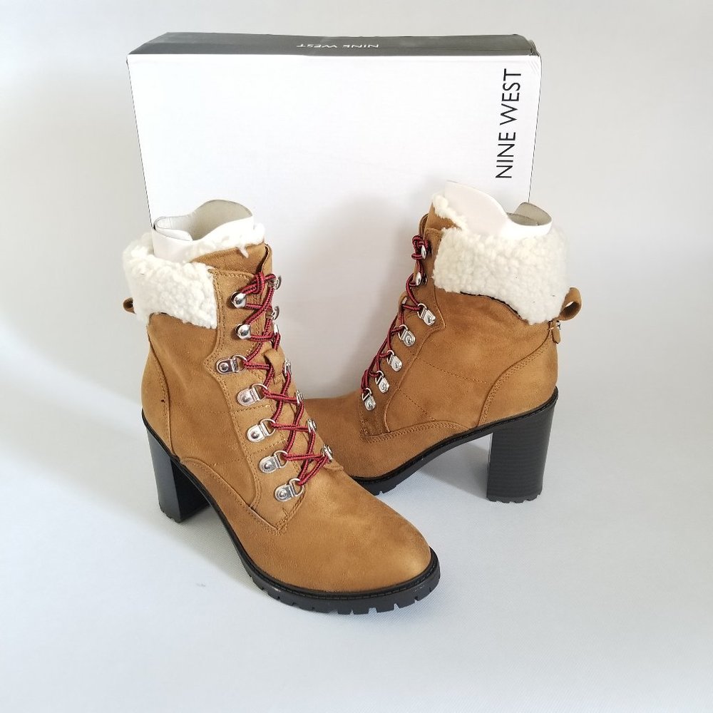 Nine West Women's Peer Sherpa Cuff Ankle Boots Size 9